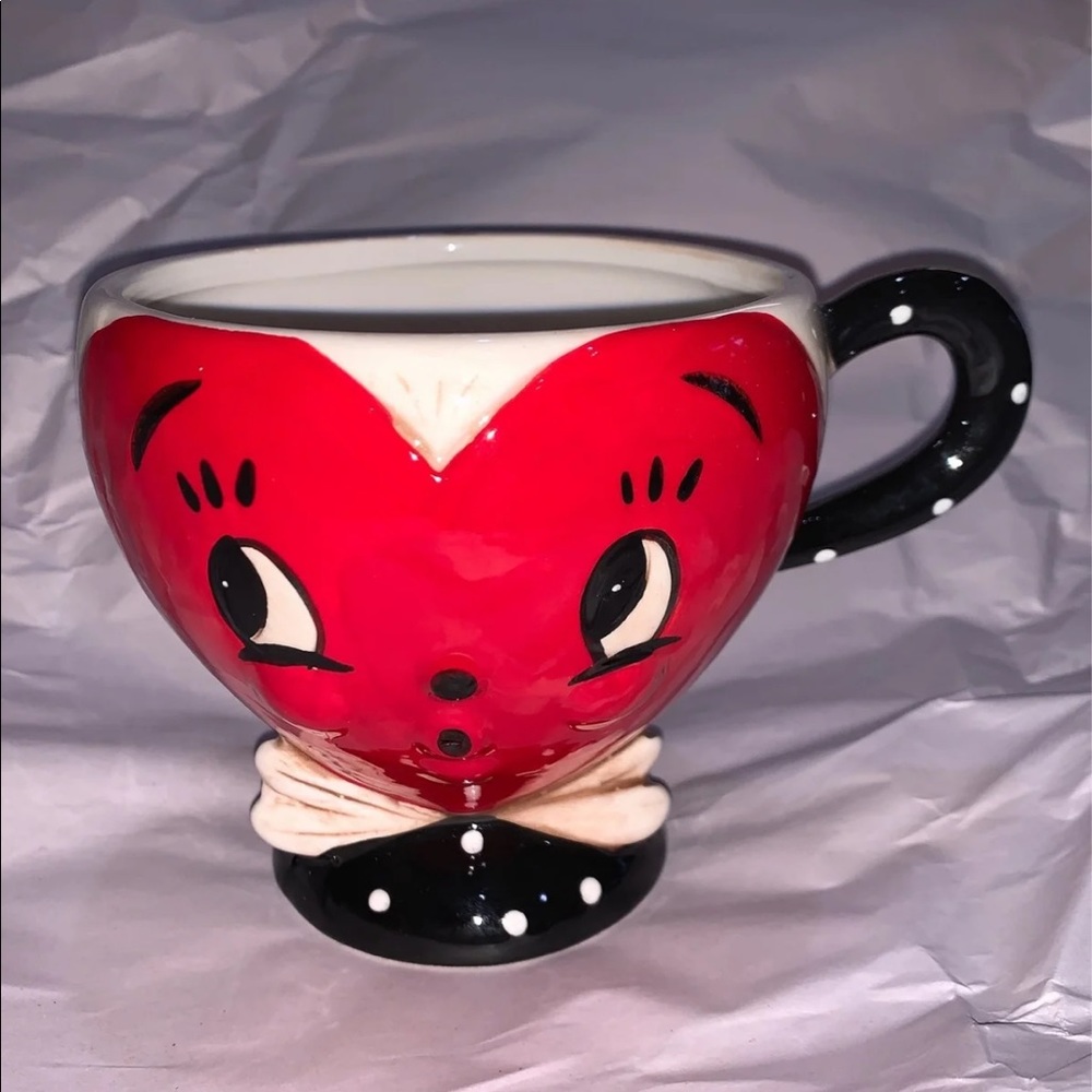 Johanna parker heart Mug with bowtie NWT
